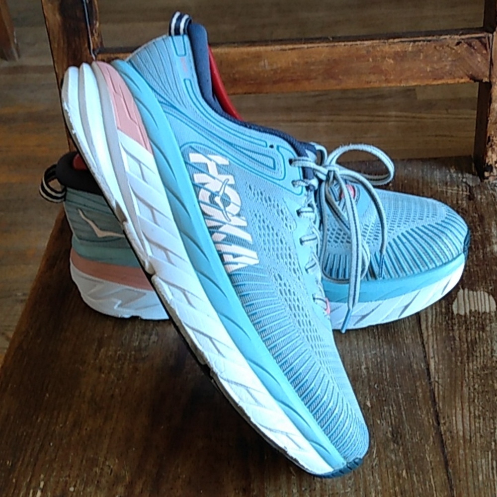 Hoka One One Bondi 7